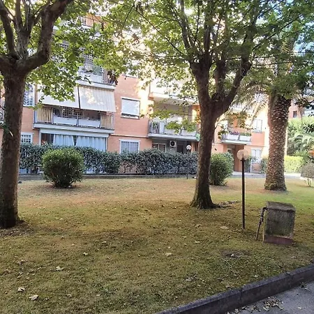 Eur Fenix Free Parking Family * Roma